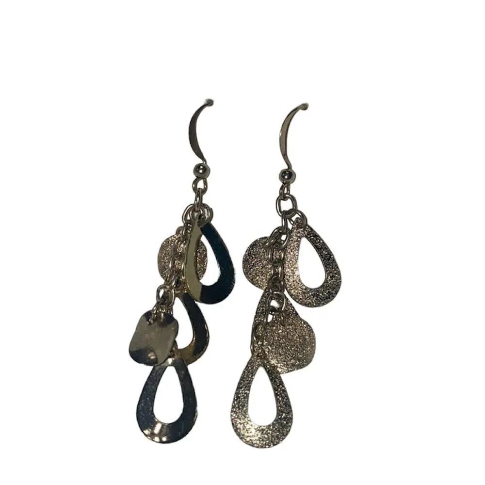 ✨Style & Co Gold Tear Drop Dangling Earrings✨